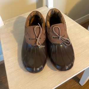 Sketchers duck shoes rain /snow shoes